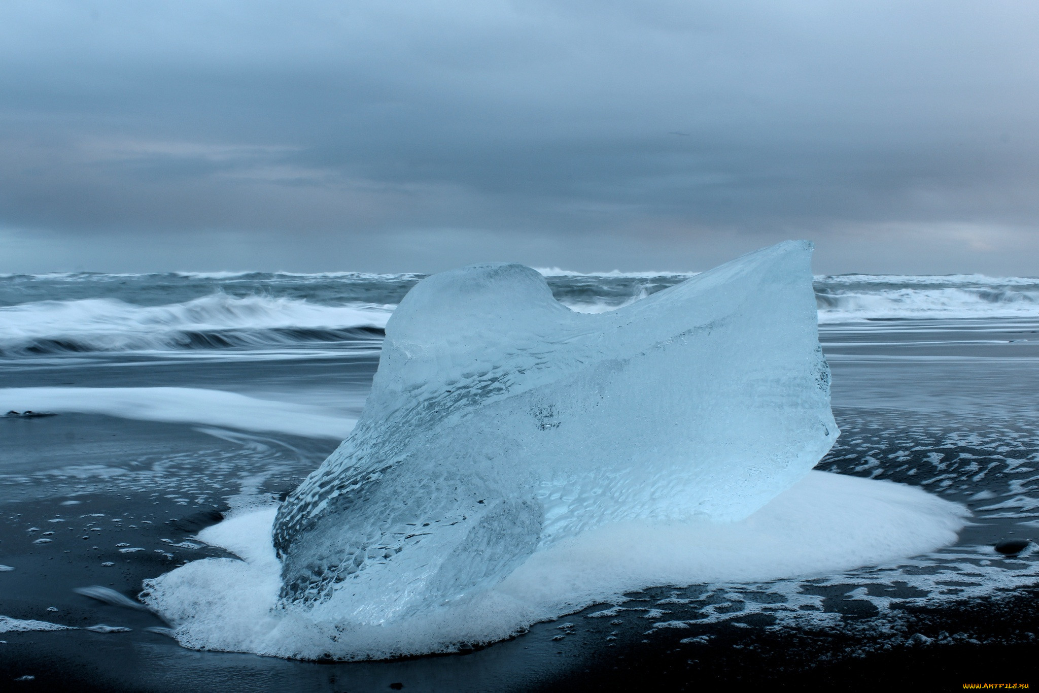 Cold waves. Ледяная волна. Ледники Арктики. Айсберг. Лед.